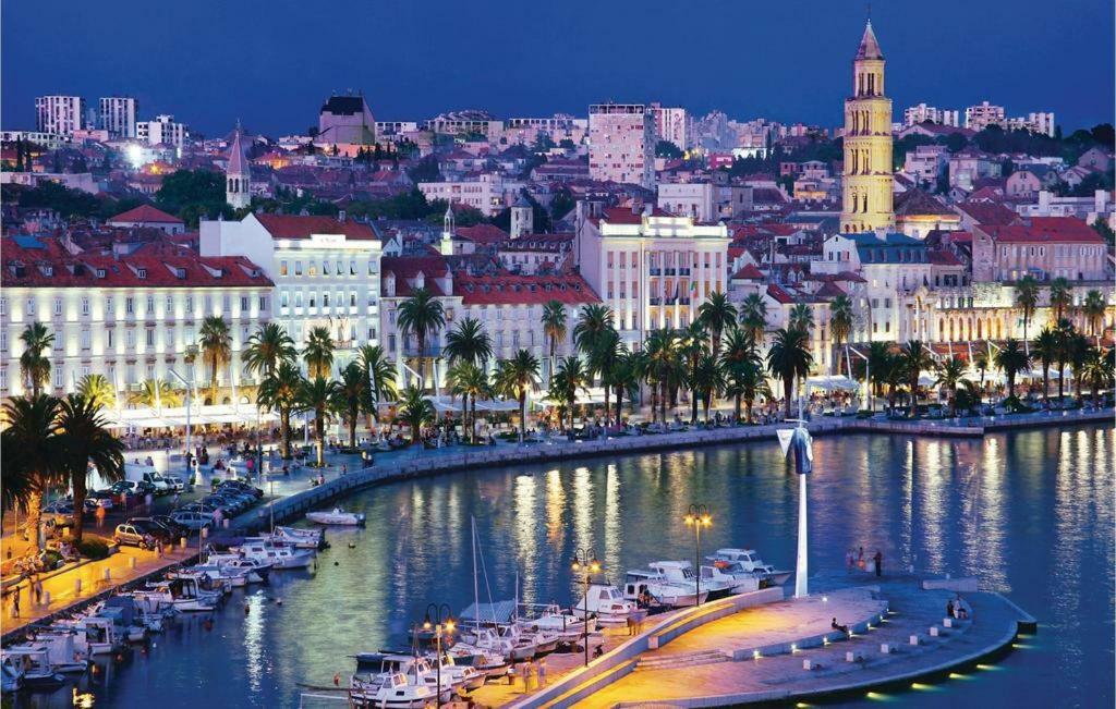 Apartment Luka Split Bagian luar foto