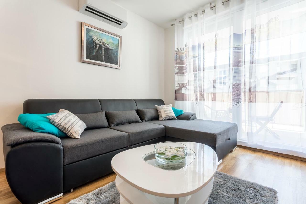 Apartment Luka Split Bagian luar foto
