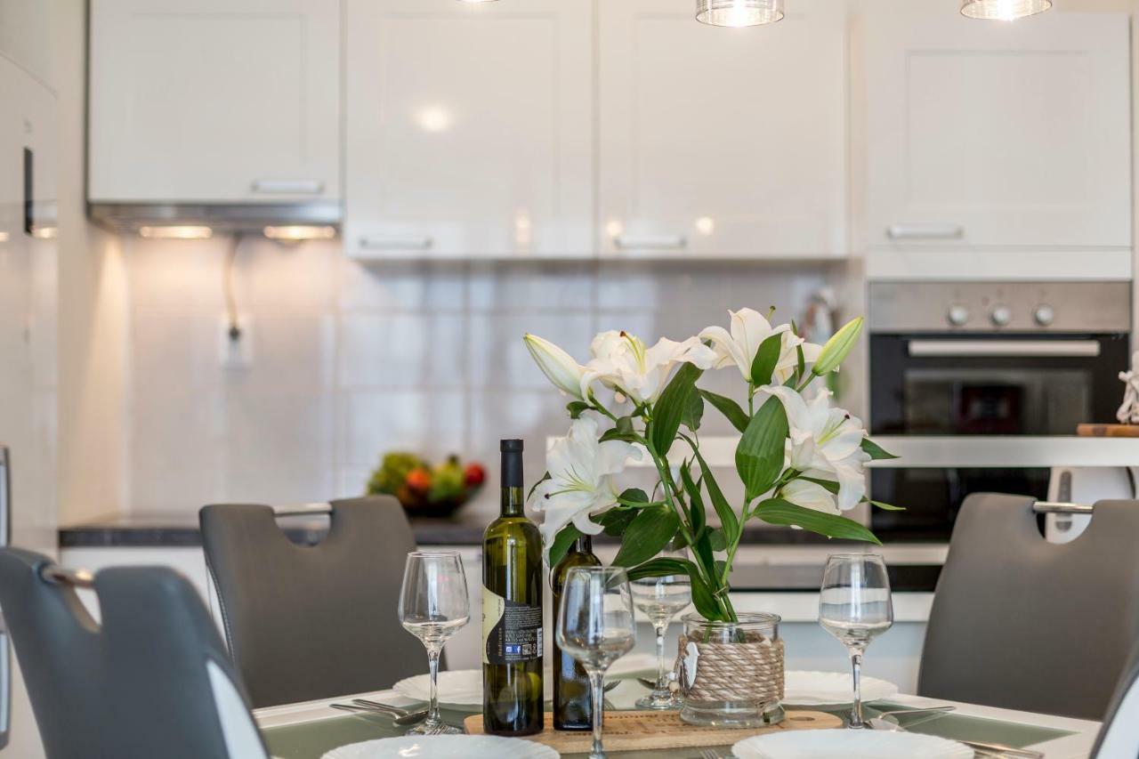 Apartment Luka Split Bagian luar foto