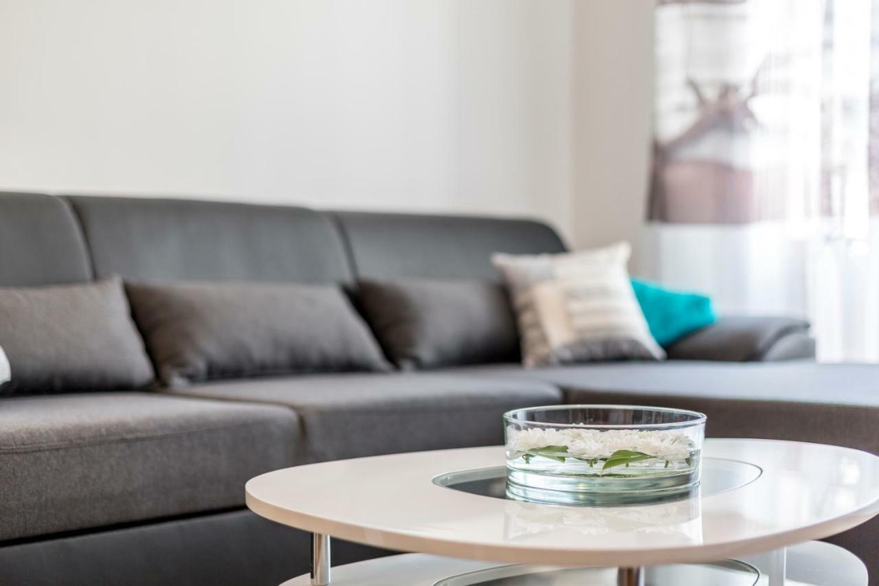 Apartment Luka Split Bagian luar foto