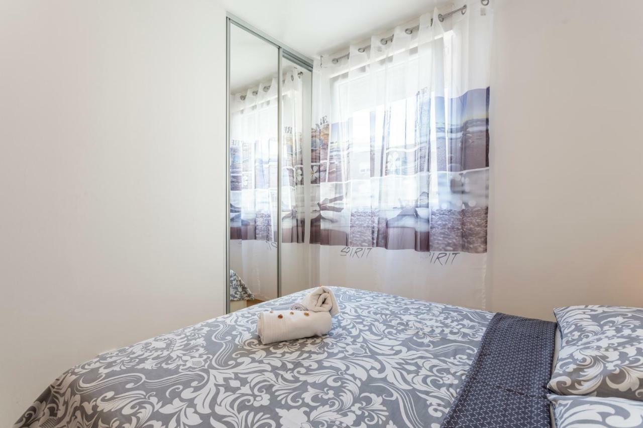 Apartment Luka Split Bagian luar foto